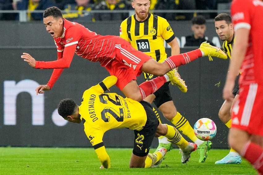 Musiala y Bellingham en un partido de la Bundesliga 