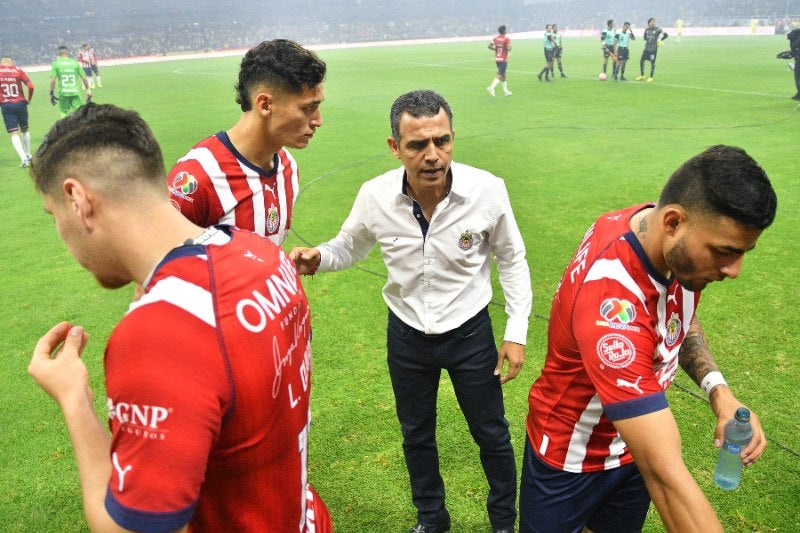 Ricardo Cadena durante un partido con Chivas