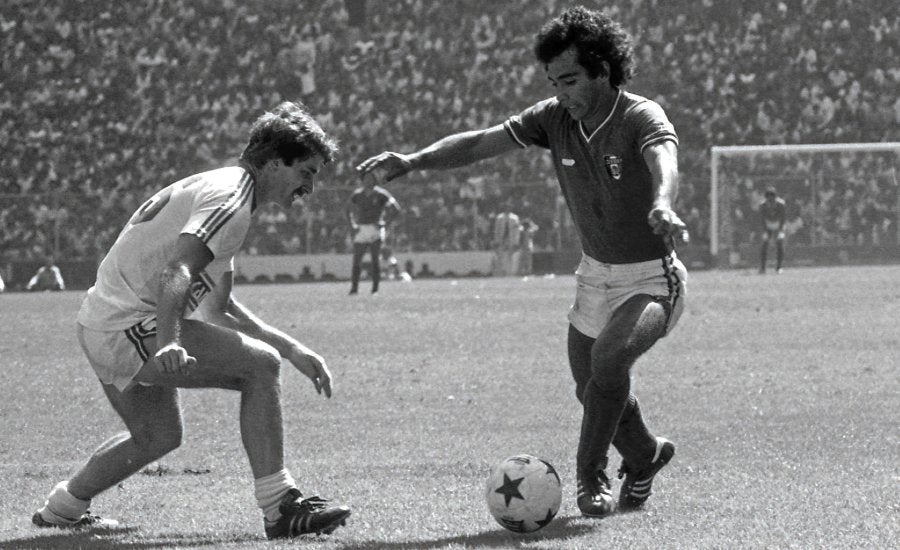 Hugo en juego con la Selección Mexicana