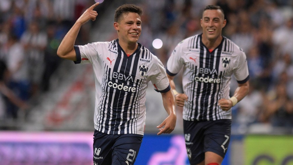 Ponchito González en festejo con Monterrey