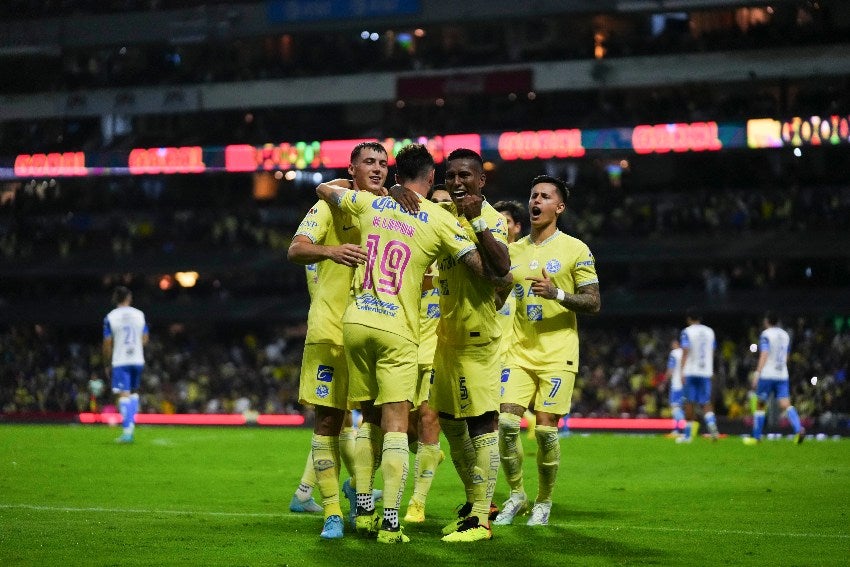 América en celebración de gol