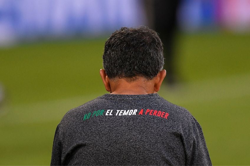 Juan Carlos Osorio entrenando a México