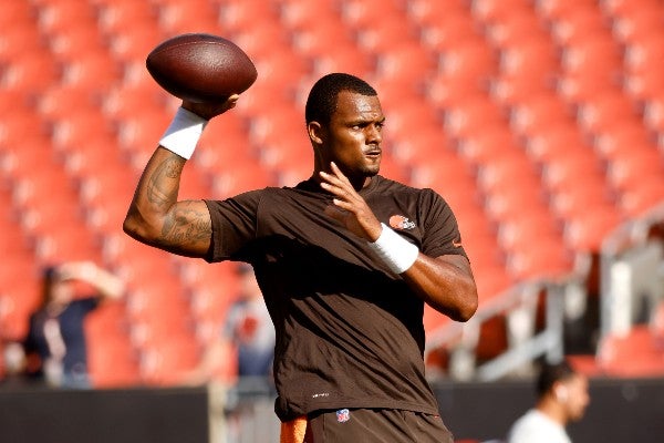 Deshaun Watson con los Browns