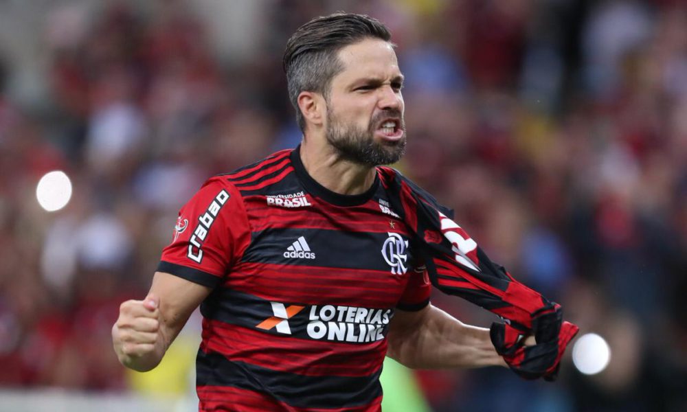 Diego Ribas en festejo de gol