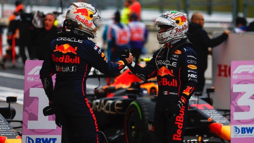 Max Verstappen y Checo Pérez con Red Bull 