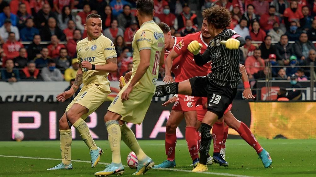 Ochoa sigue teniendo problemas al salir