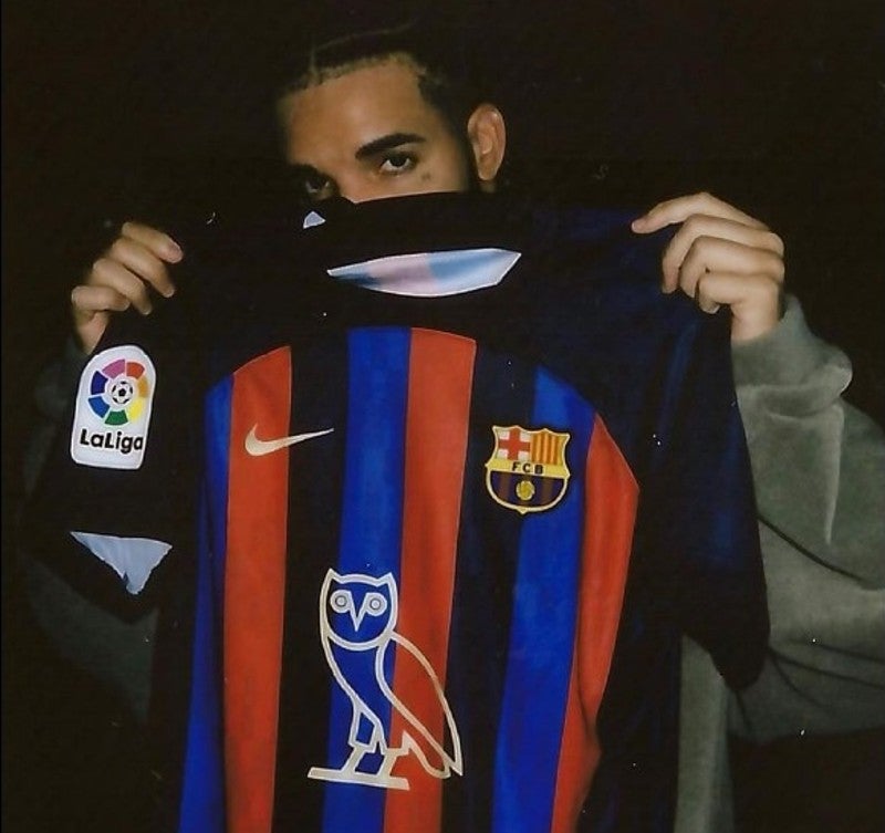 Drake en la playera del Barcelona