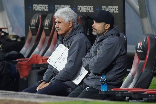 Ricardo 'Tuca' Ferretti y Rafa Puente Jr. con el FC Juárez