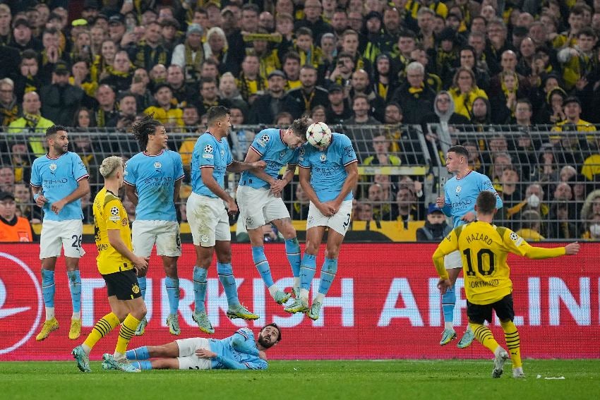 Manchester City y Dortmund clasificaron a Octavos