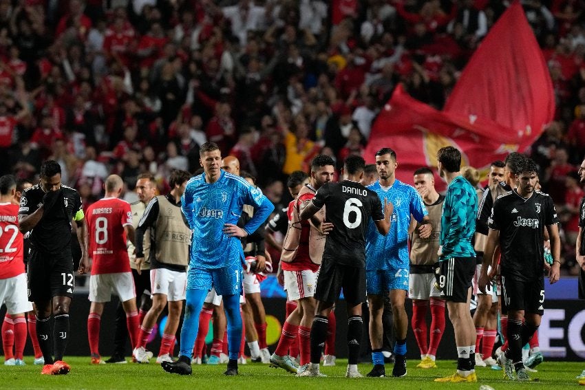 Benfica a Octavos y Juve eliminada