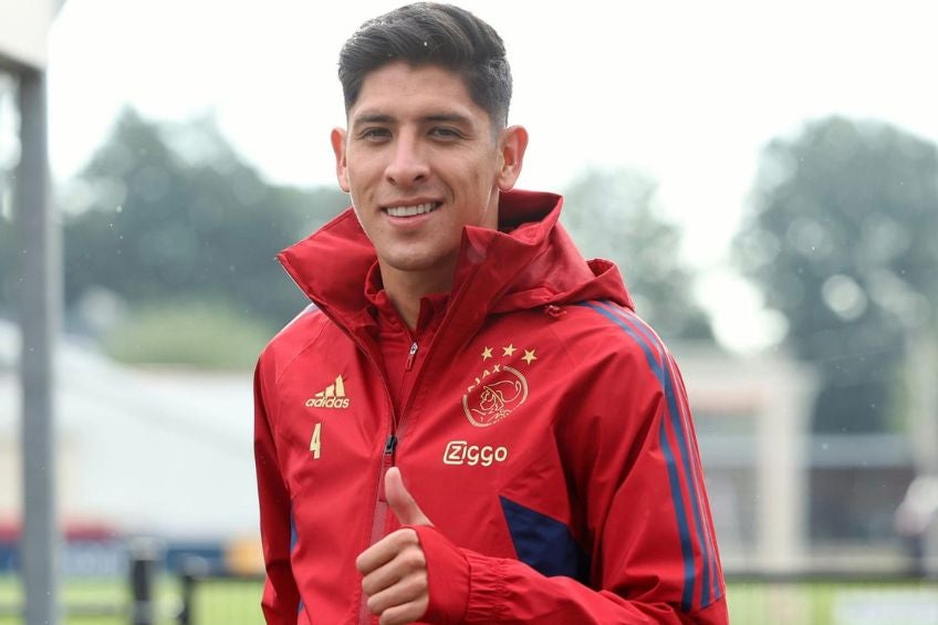 Edson Álvarez durante un entrenamiento del Ajax