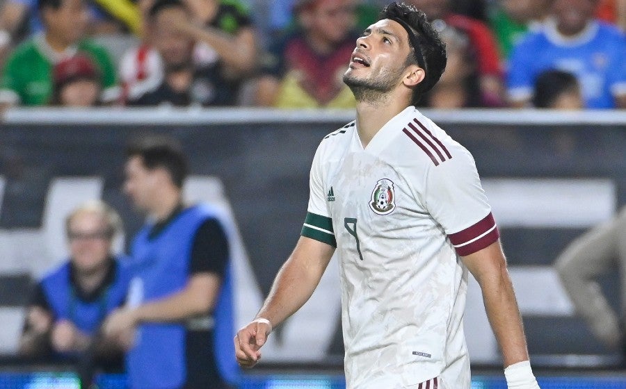 Raúl Jiménez en juego de México