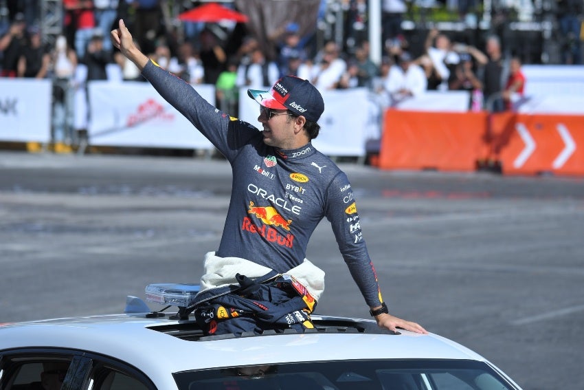 Checo Pérez en el Show Run de Red Bull en Guadalajara