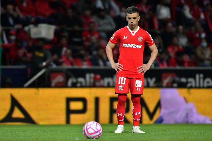 Leo Fernández durante un partido del Toluca