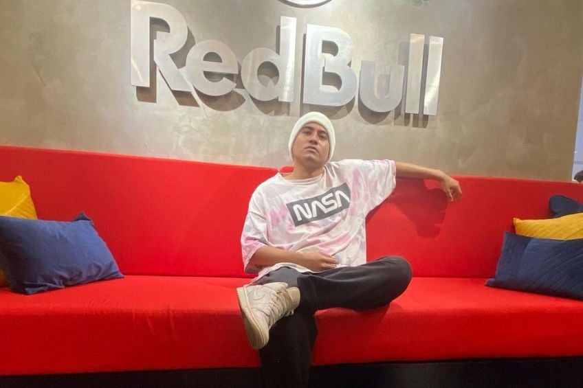 Dominic en las oficinas de Red Bull