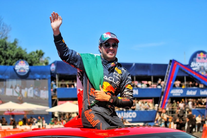 Checo Pérez en el Show Run de Red Bull en Guadalajara