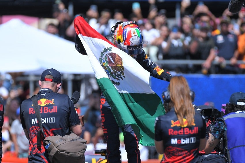 Checo Pérez en el Show Run de Red Bull