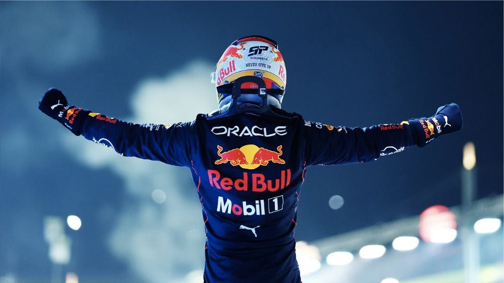 Pérez celebrando en Singapur