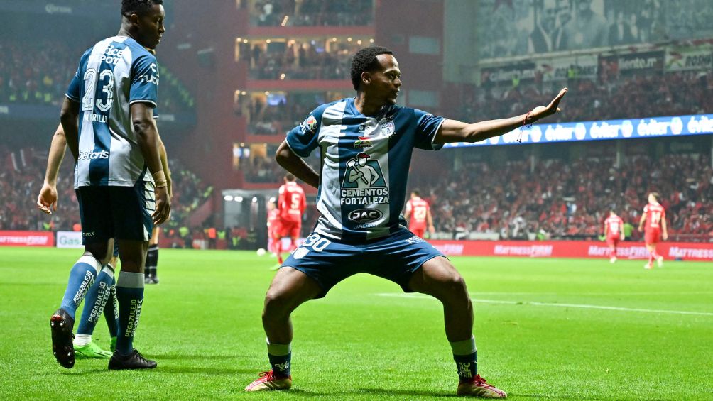 Ibarra celebra un gol