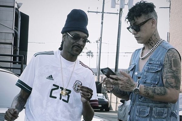 Alemán junto a Snoop Dogg