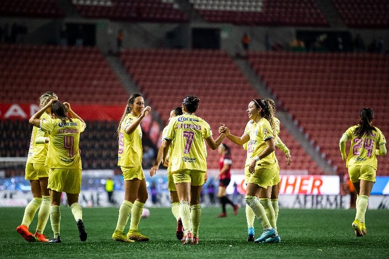 América Femenil en festejo de gol