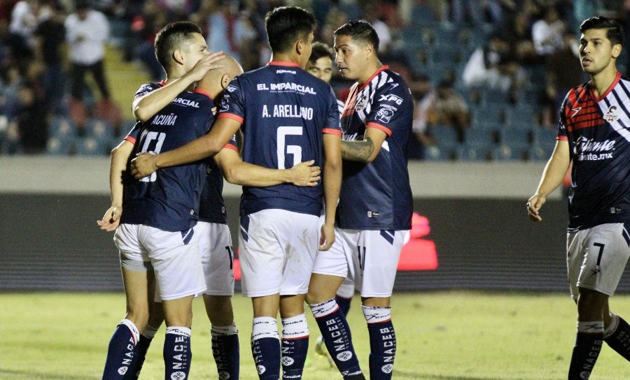 Cimarrones celebran ante Morelia