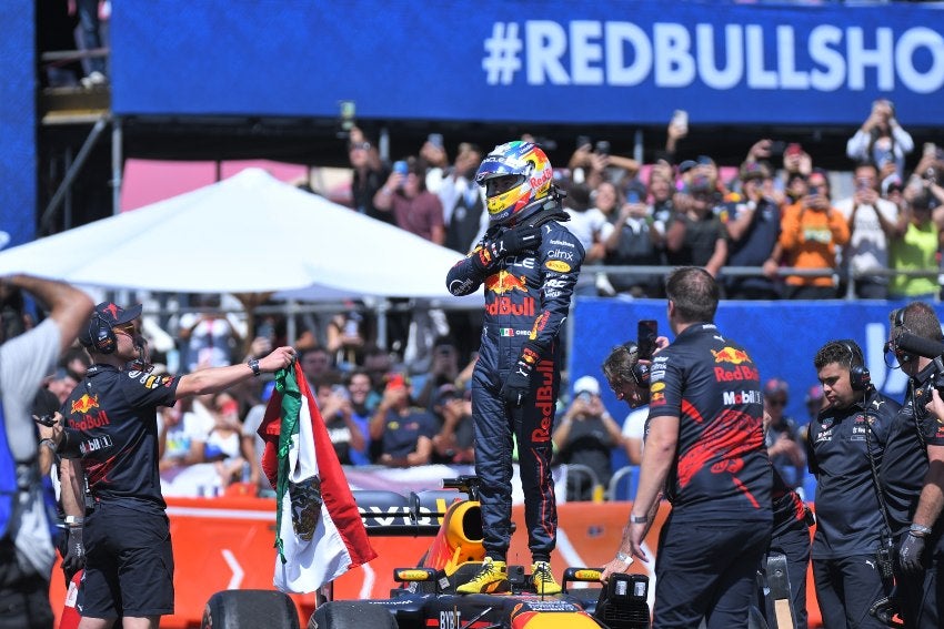 Checo Pérez en el Show Run de Red Bull