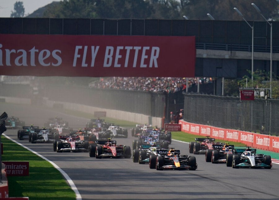 Largada en el Gran Premio de México