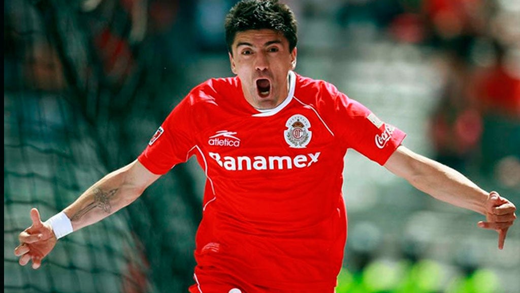 Héctor Mancilla con Toluca