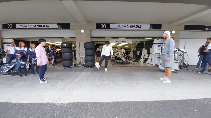 Gignac con Tsunoda y Gasly en el GP de México