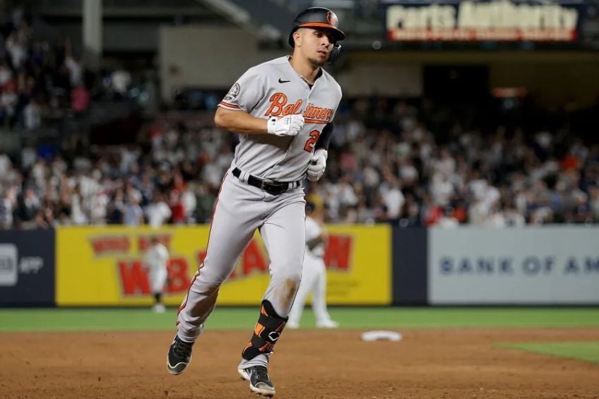 Ramón Urías durante un juego de los Orioles de Baltimore