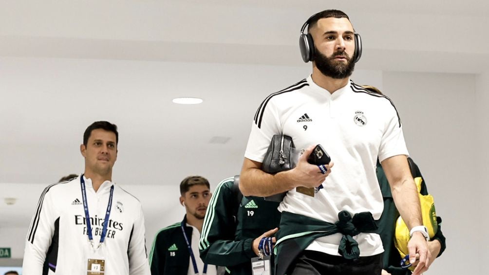 Benzema llegando al Santiago Bernabéu