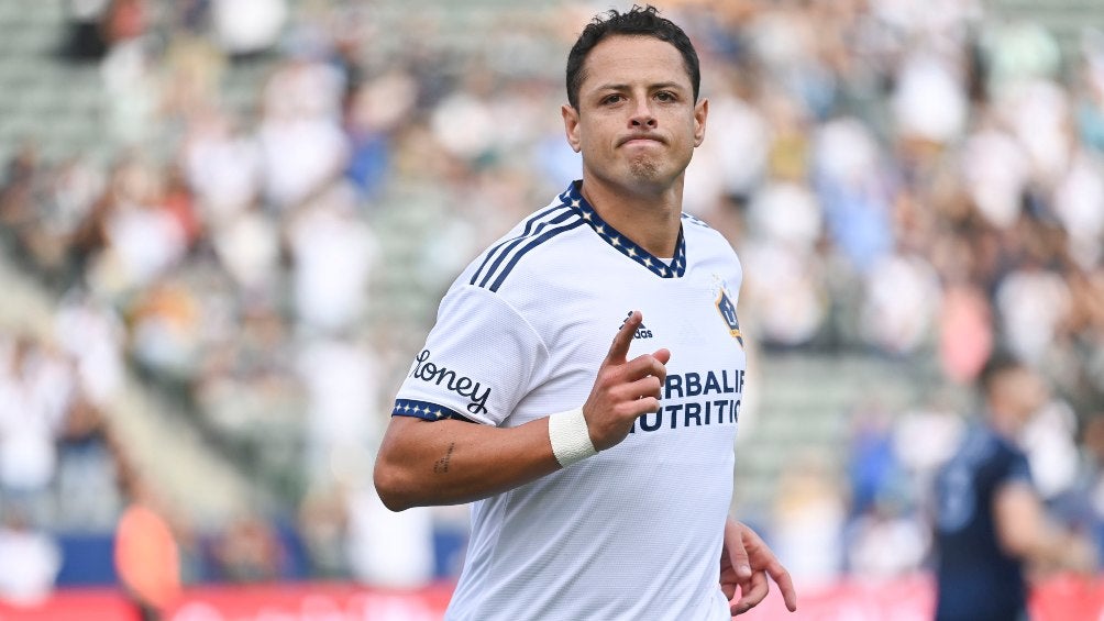 Chicharito Hernández en acción con LA Galaxy