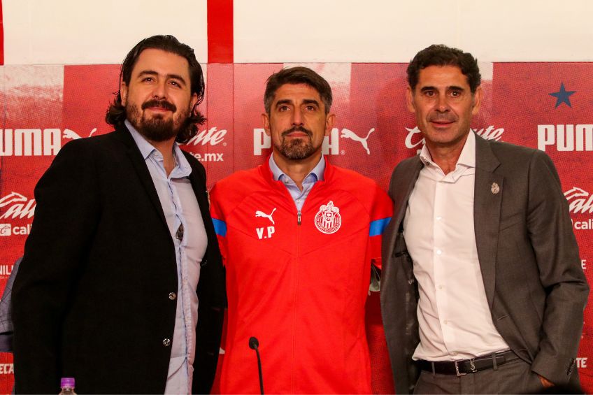 Veljko Paunovic en su presentación como entrenador de Chivas