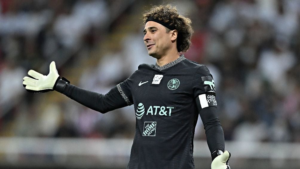 Ochoa vistiendo los colores de las Águilas