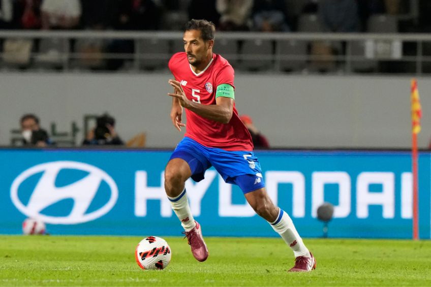 Celso Borges durante un partido de Costa Rica