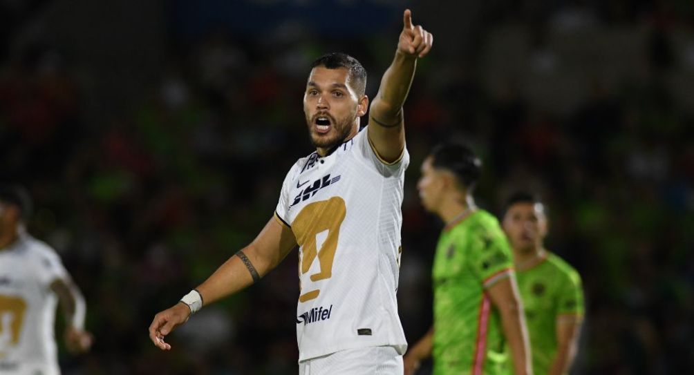 Nicolás Freire durante un partido de Pumas