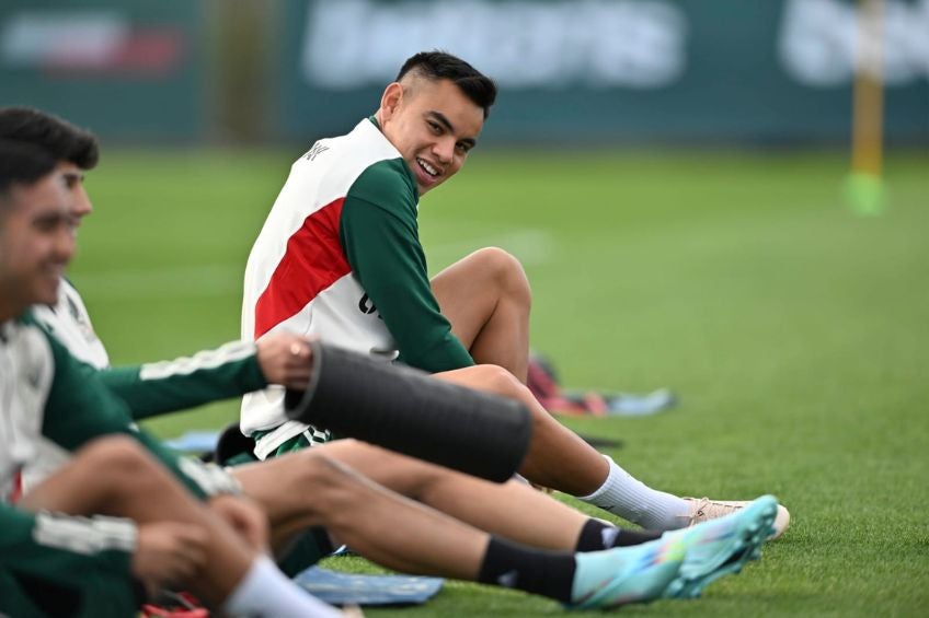 Carlos Rodríguez entrenando con la Selección Mexicana