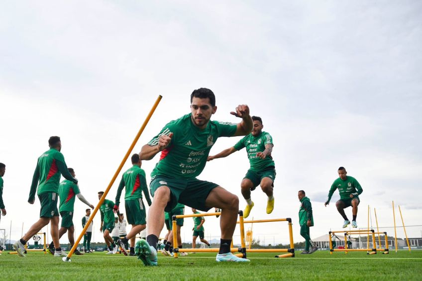 Jugadores de la Selección Mexicana durante un entrenamiento