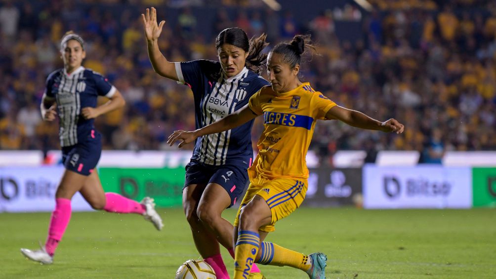 Rayadas y Amazonas en las semifinales