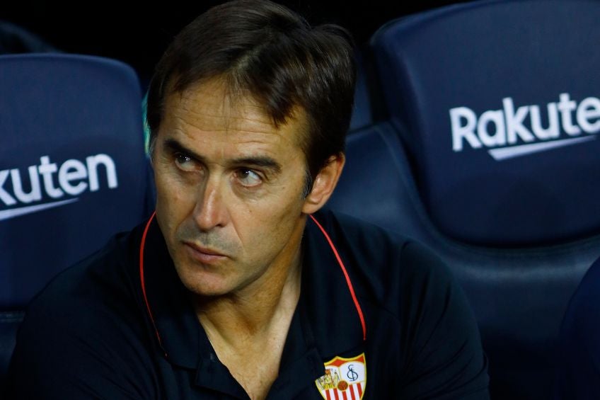 Julen Lopetegui previo a un partido del Sevilla