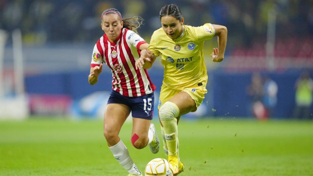 Scarlett y Soto en el Clásico Nacional 