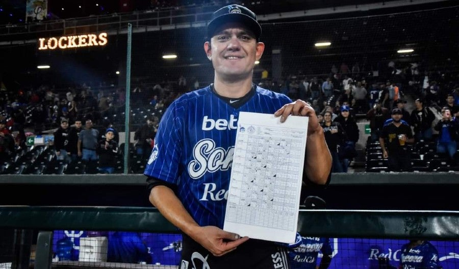 López con el boxscore de su histórico juego