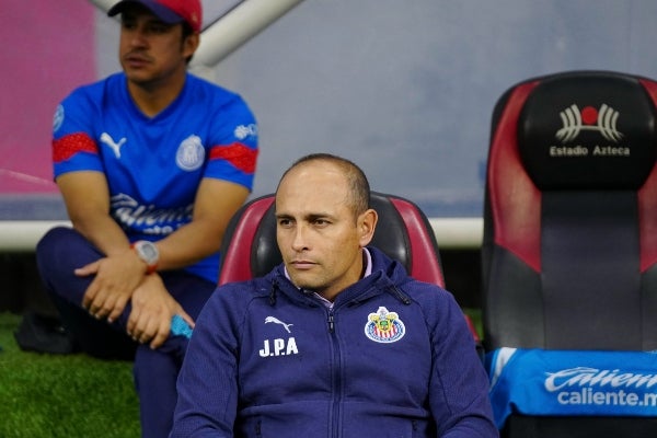 Juan Pablo Alfaro, DT de Chivas Femenil 