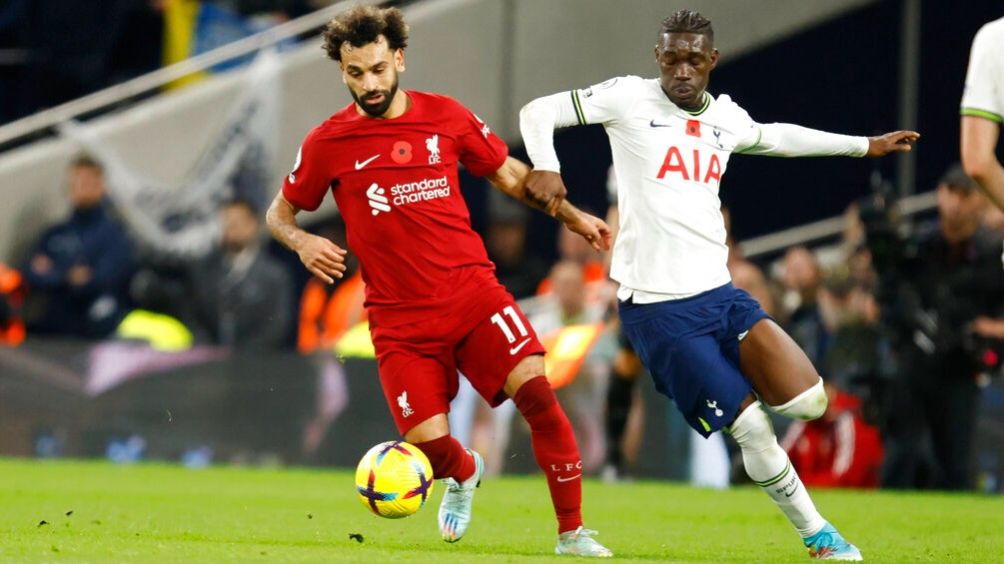 Salah anotó un doblete ante el Tottenham 