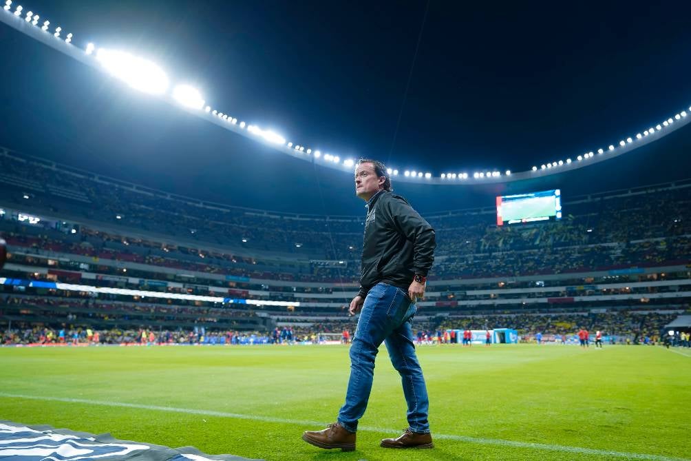 Mikel Arriola en el Estadio Azteca