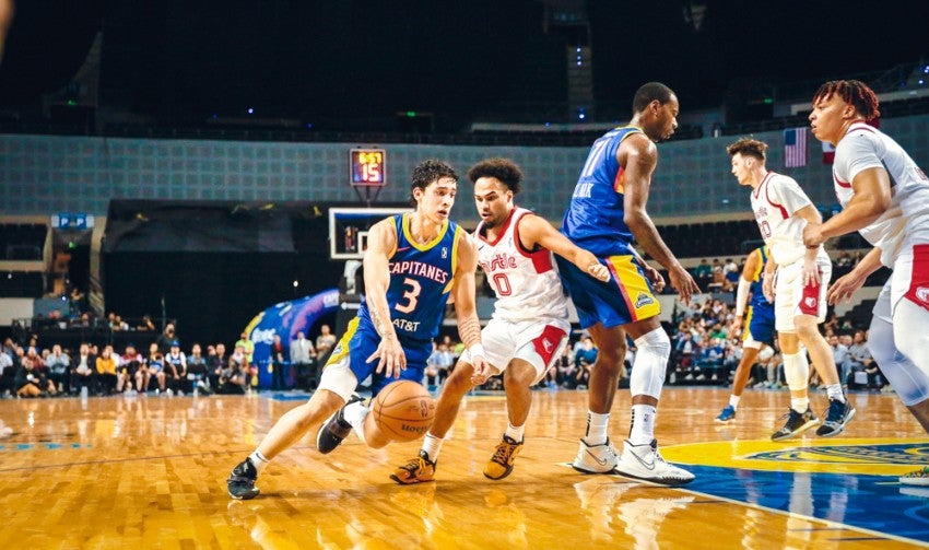 Capitanes en su debut de la G League