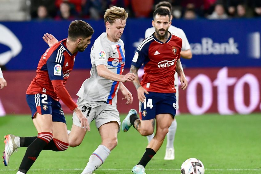 Frenkie de Jong durante un partido del Barcelona