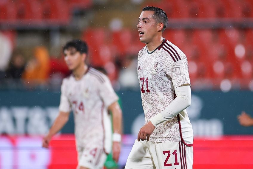 Rogelio Funes Mori durante un partido de México