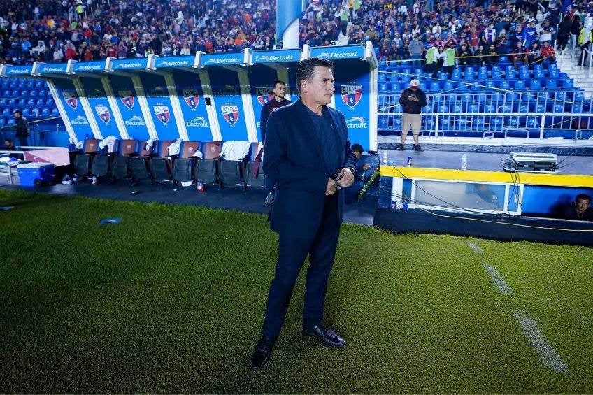 Mario García previo a un partido del Atlante